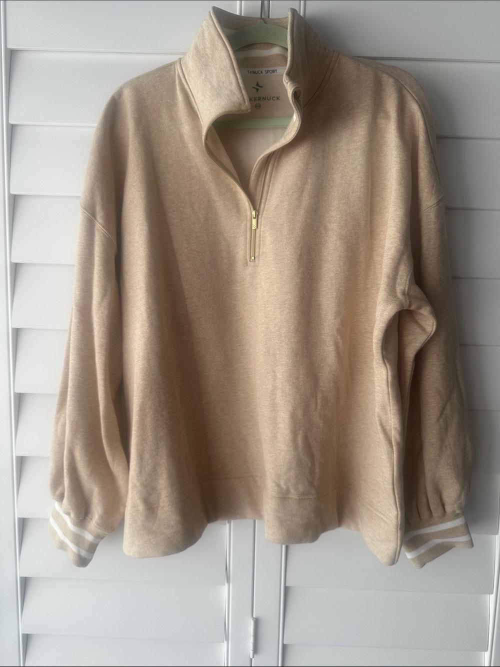 Tuckernuck sport quarter zip pullover XXL